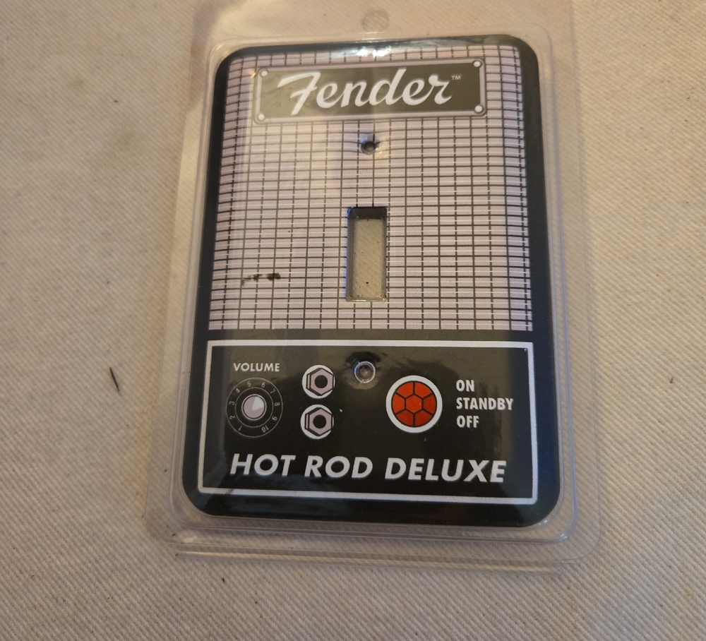 Fender Hot‎ Rod Deluxe Control Plate in Black and White